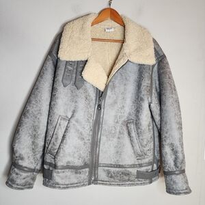 UO BDG Stevie Aviator Grey Faux Leather Thick Shearling Coat Sz XL Vegan Leather